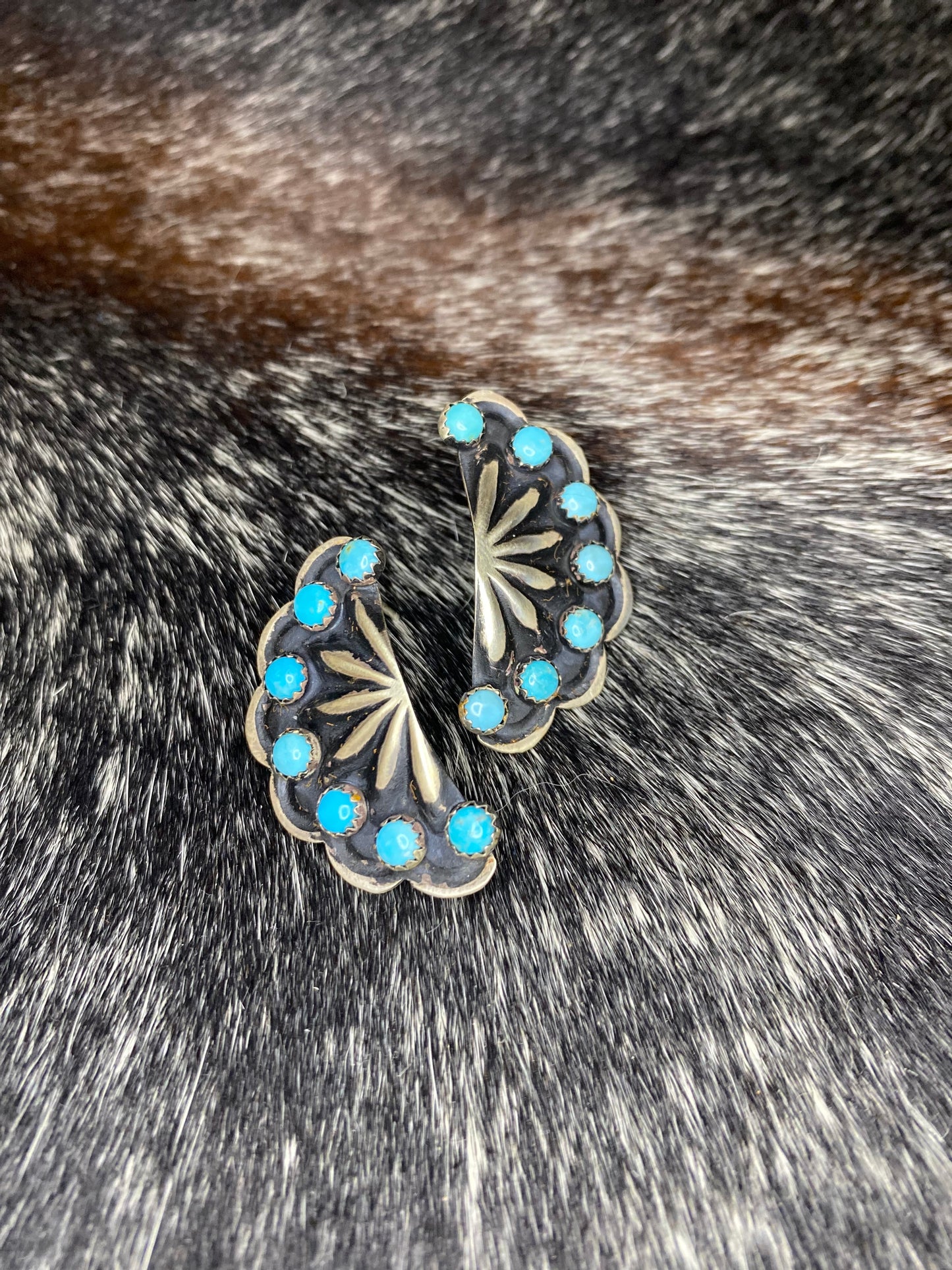 The Half Moon Earrings