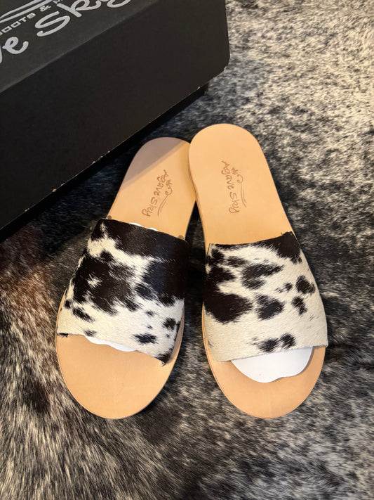 Nadia Cowhide Slides - Size 7 (B)