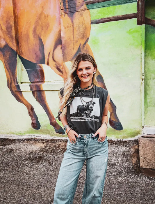 Hereford Bull Black & White Box Tank