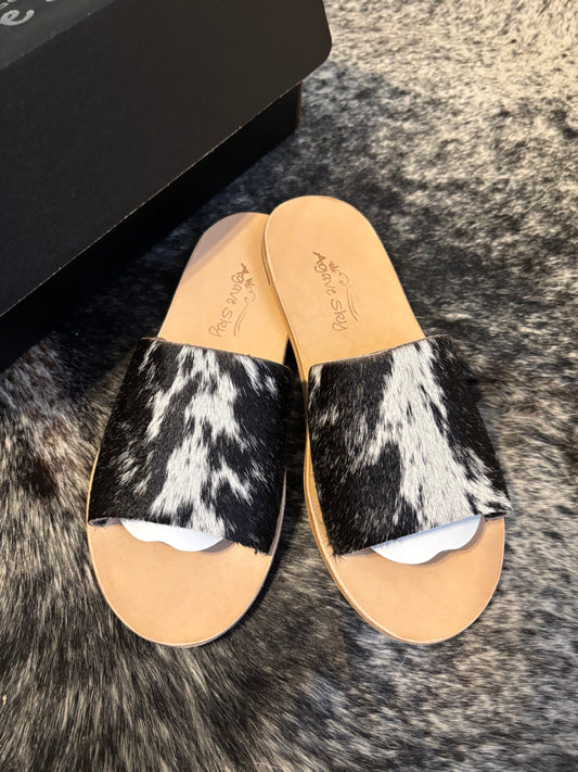 Nadia Cowhide Slides - Size 6